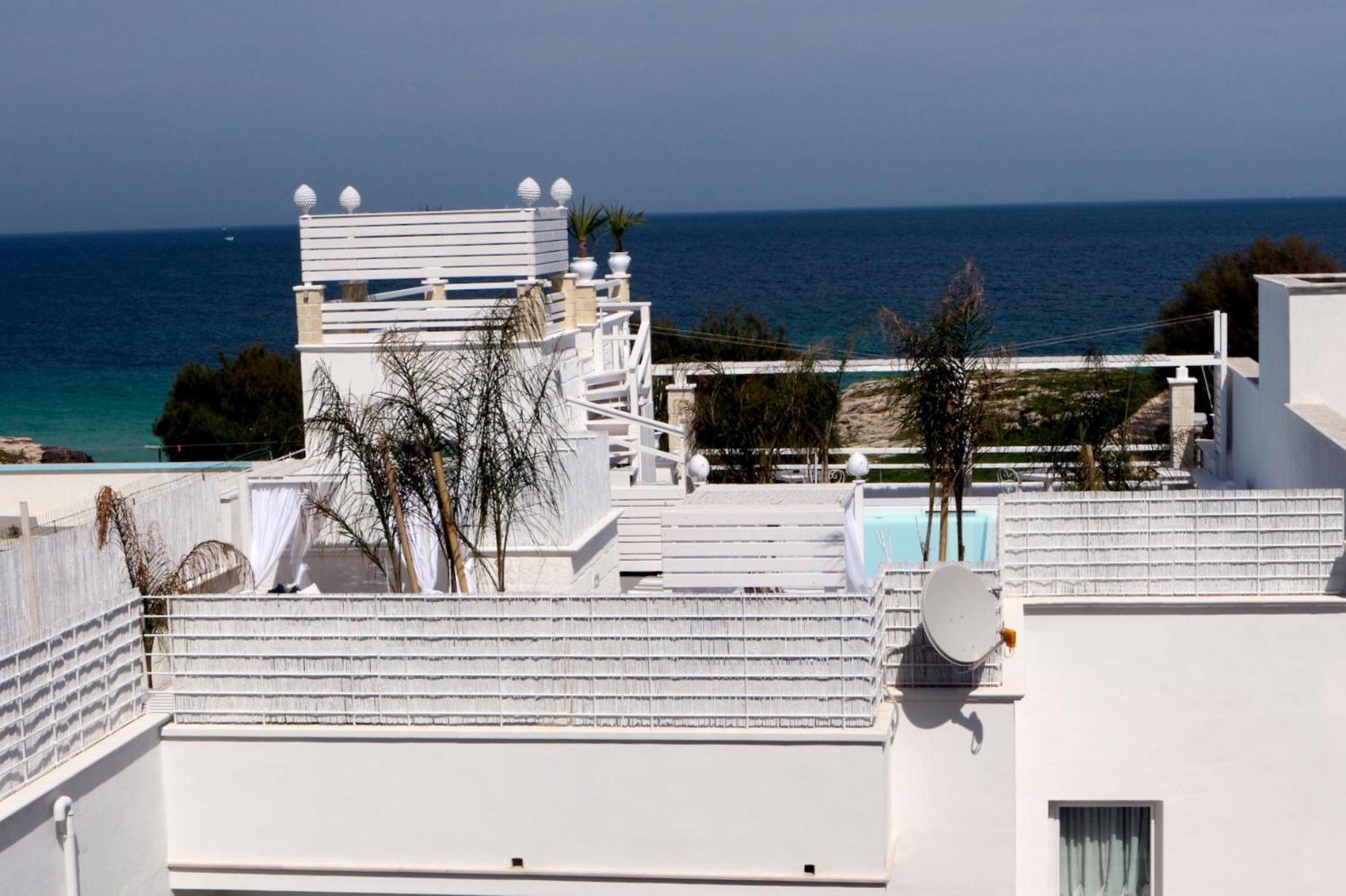 Playa Del Mar - Adults Only Bed & Breakfast Monopoli Exterior photo